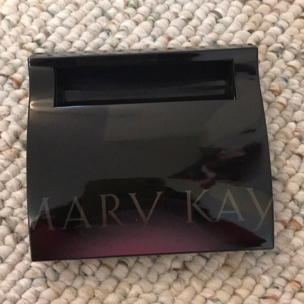 Mary Kay Compact with Brushes